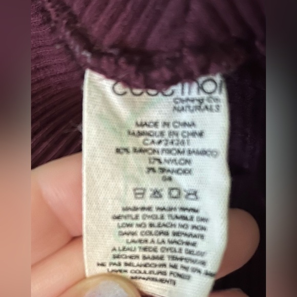 Burgundy bamboo mock neck tank top - c’est moi - Picture 2 of 2